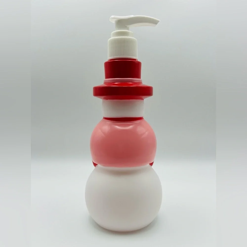 Avon Jolly Snowwoman Decanter Soap Pump 2005 Holiday Dispenser NIB